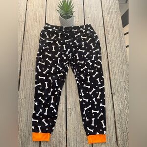 Women's Black Bone Print Fleece cuffed Pajama Pants, Size Medium